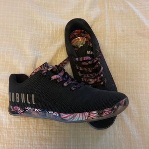 No Bull Trainers- womens 11